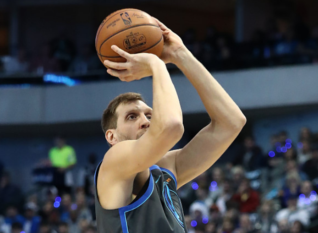 关于武汉三镇训练开放日，赛前回应争议引欢呼，NBA总决赛在即，轮换策略成焦点的信息-九游网站